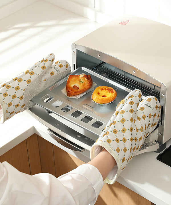 Anti-Scalding Microwave Cotton Non-Slip Insulation Gloves Oven Mitts  Kitchen Heat Resistant Thickened Cotton Heat Insulation Microwave Oven Oven Anti Scalding Household Gloves Baking Tools